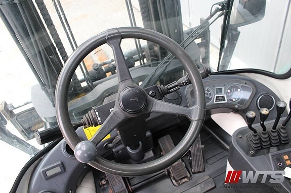 Hyundai 70 D-7 A, 7 tons motviktstruck 7 of 8