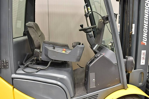 Jungheinrich 435s 3 of 6