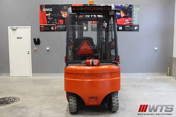 Tecna TH20, Elektrisk 2 tons motviktstruck 2 of 11