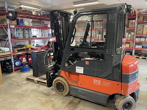 Toyota 7 FB MF 25