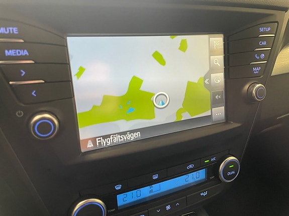 Toyota Avensis 17 of 22