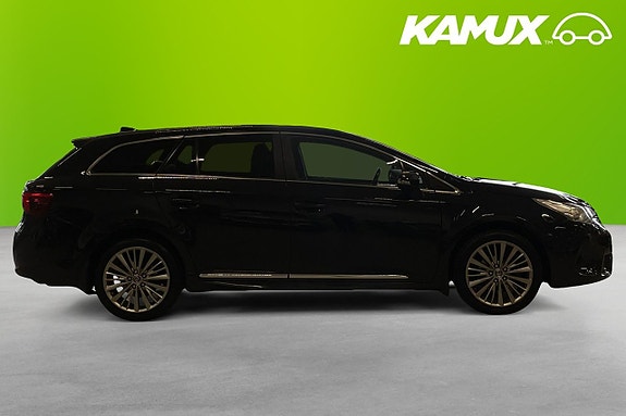Toyota Avensis 2 of 22