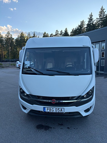 Bürstner Ixeo 746 3 of 26