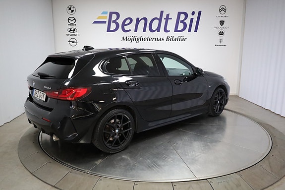 BMW 120 13 of 27