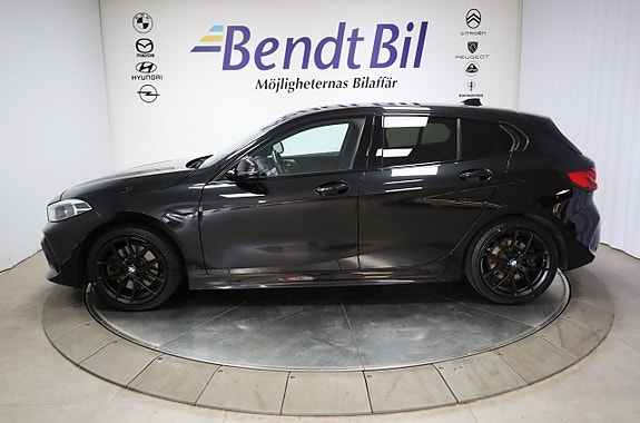 BMW 120 6 of 27