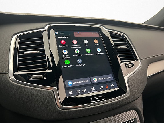 Volvo XC90 24 of 30