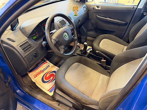 Skoda Fabia 8 of 11
