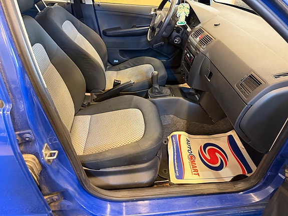 Skoda Fabia 9 of 11