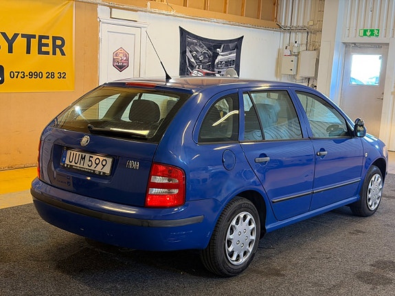 Skoda Fabia 5 of 11
