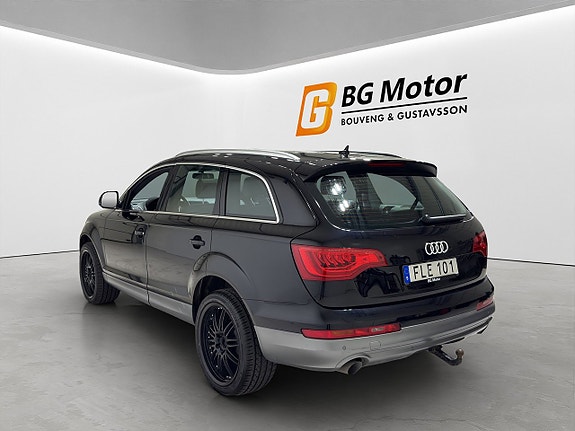 Audi Q7 6 of 24