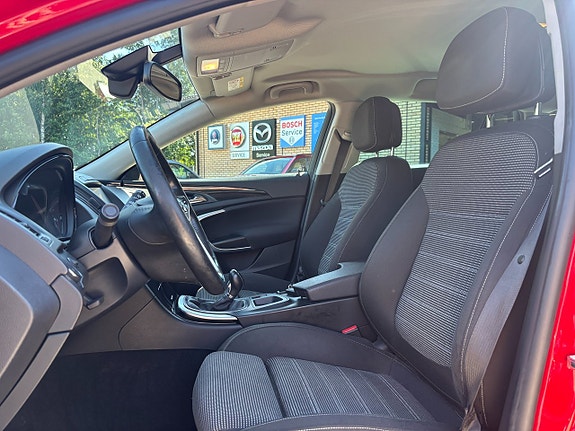 Opel Insignia 13 of 24