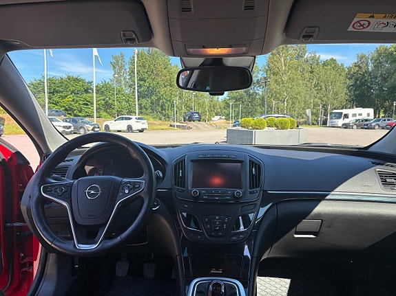 Opel Insignia 12 of 24