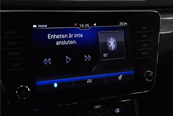 Skoda Superb Scout 22 of 27