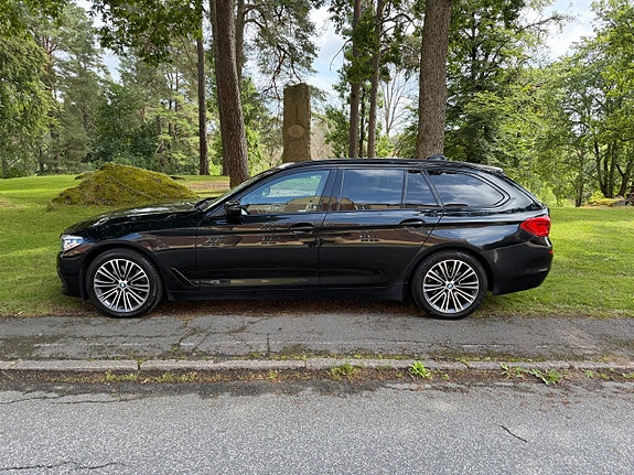 BMW 520i 4 of 22