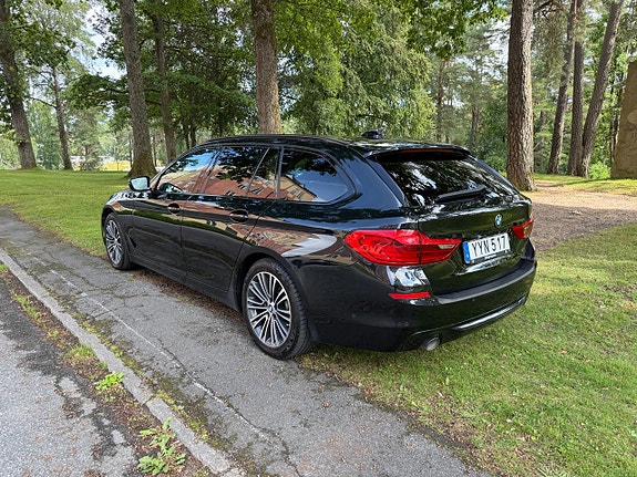 BMW 520i 5 of 22