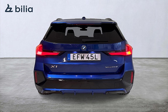 BMW X1 4 of 19