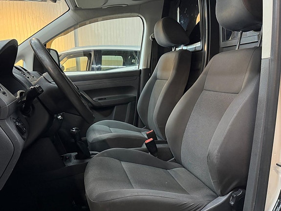 Volkswagen Caddy 12 of 12