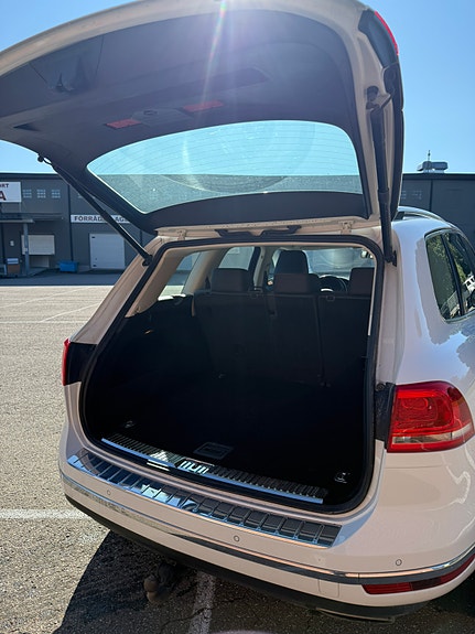 Volkswagen Touareg 5 of 7