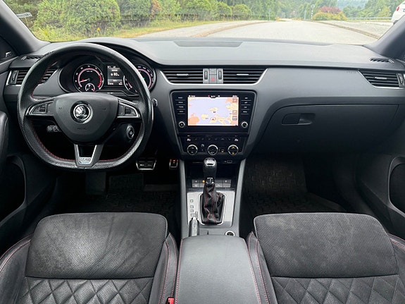 Skoda Octavia 11 of 24