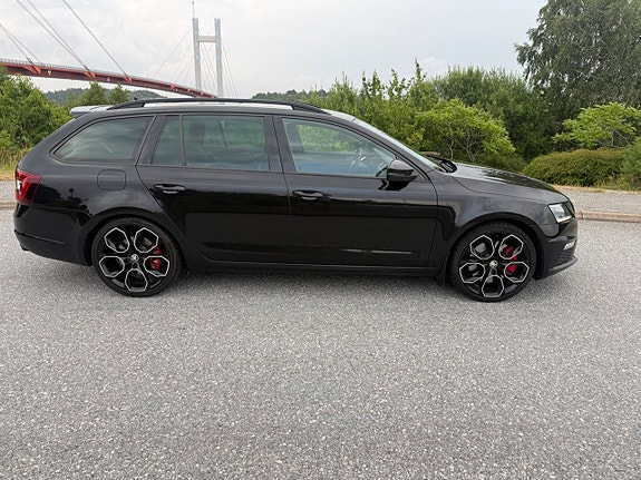 Skoda Octavia 8 of 24