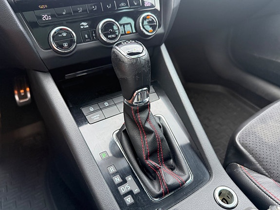 Skoda Octavia 16 of 24
