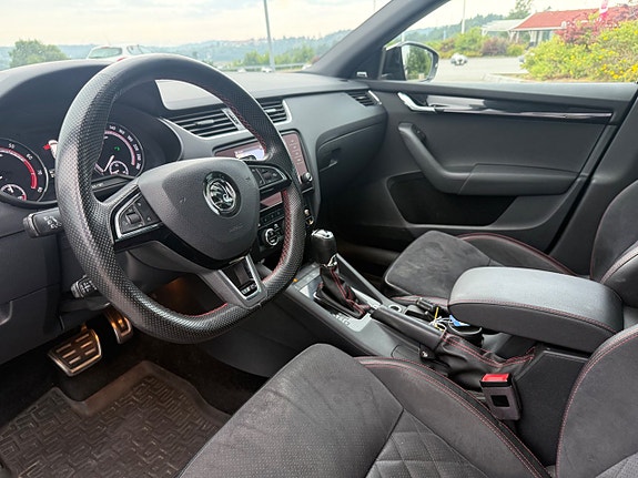 Skoda Octavia 12 of 24