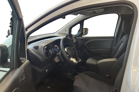 Mercedes-Benz eCitan 12 of 15