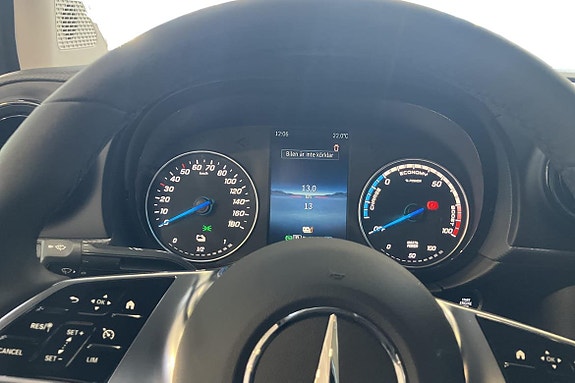 Mercedes-Benz eCitan 13 of 15
