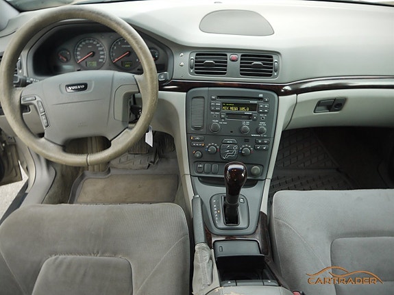Volvo S80 13 of 16