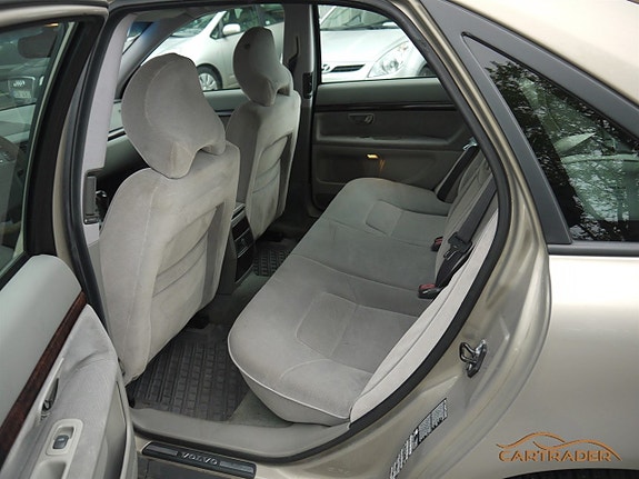 Volvo S80 11 of 16
