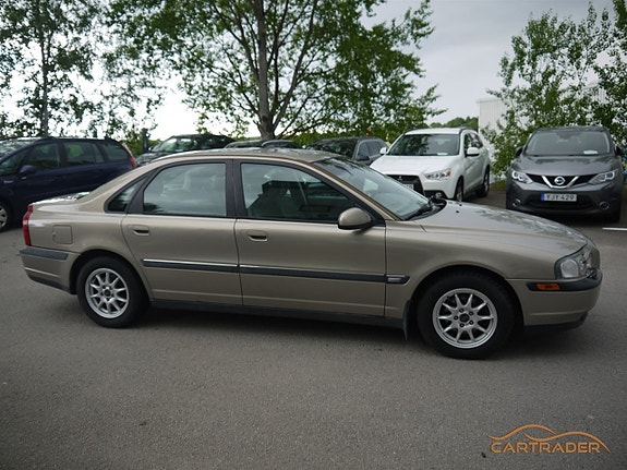 Volvo S80 4 of 16