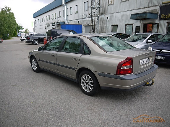 Volvo S80 7 of 16