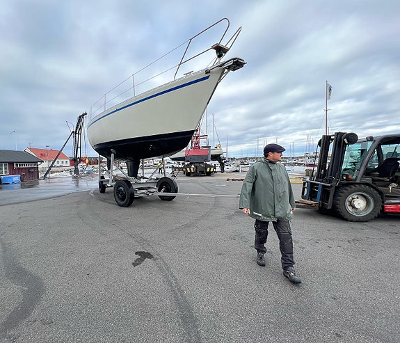 Välvårdad och välutrustad segelbåt 2 of 12