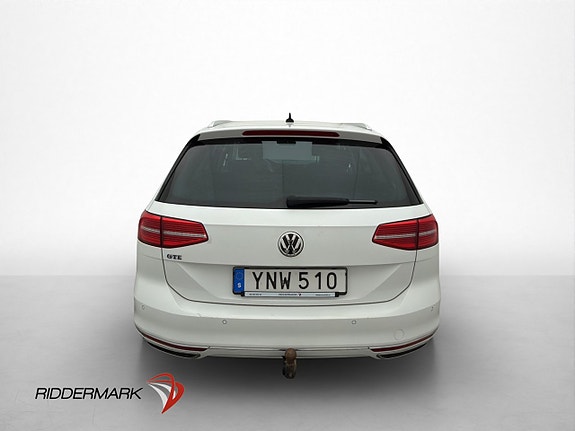 Volkswagen Passat 7 of 30