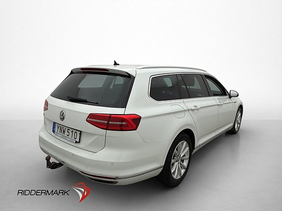 Volkswagen Passat 8 of 30