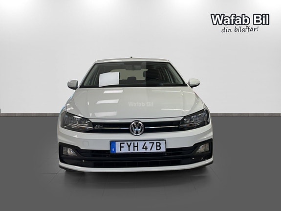 Volkswagen Polo 2 of 14