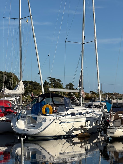 Bavaria 33 med Volvo Penta D1-20 2 of 3