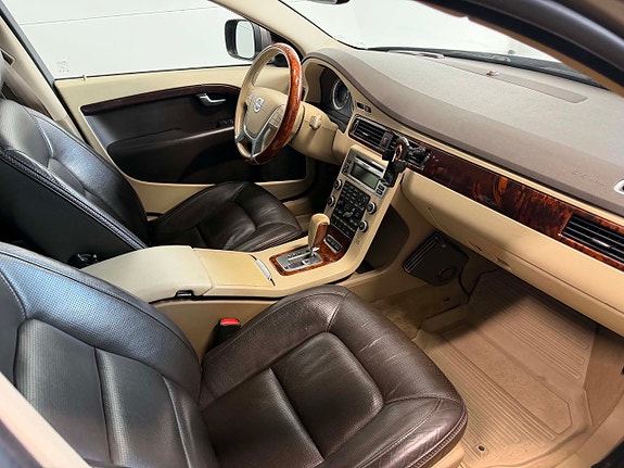 Volvo XC70 29 of 30