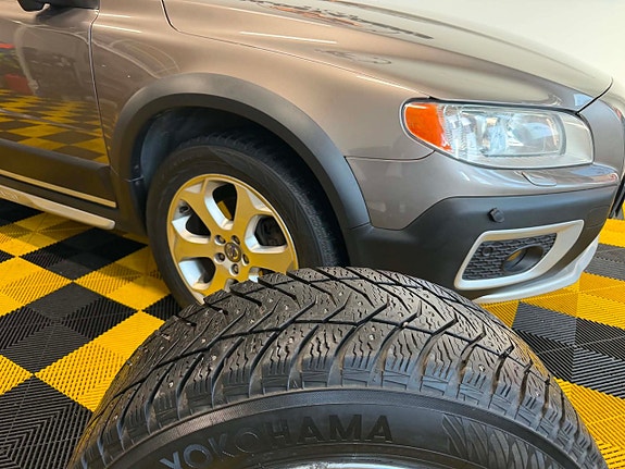 Volvo XC70 6 of 30