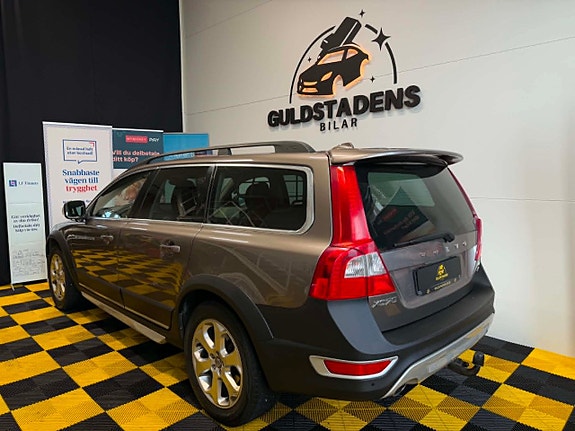 Volvo XC70 7 of 30