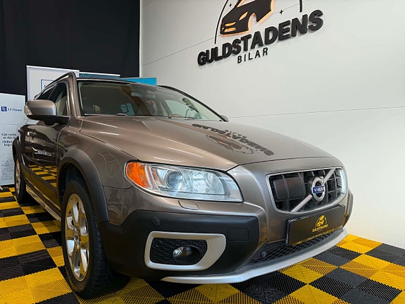 Volvo XC70 3 of 30