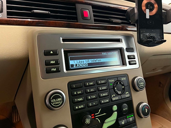 Volvo XC70 19 of 30