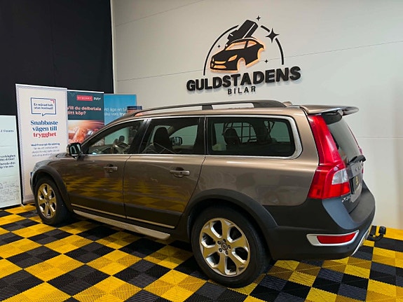 Volvo XC70 8 of 30