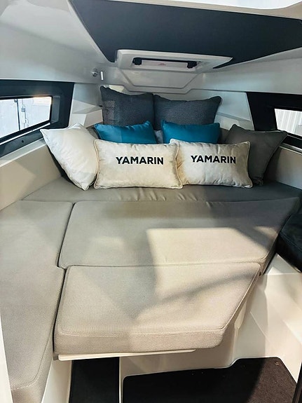Yamarin 67 dc PREMIUM EDITION + F225 XCB 8 of 9