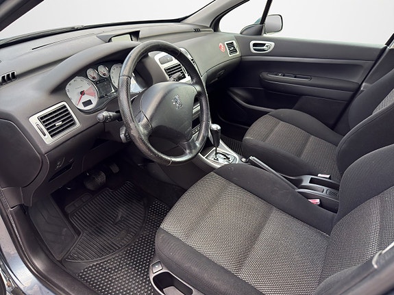 Peugeot 307 9 of 14