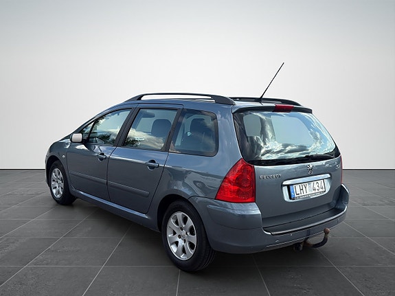 Peugeot 307 3 of 14