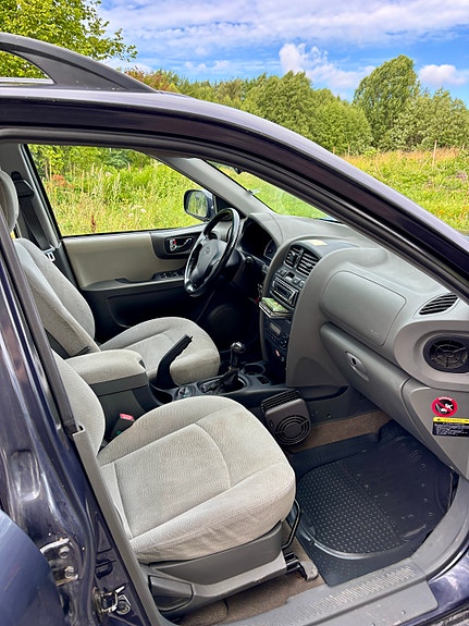 Hyundai Santa Fe 8 of 13