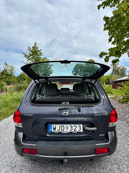 Hyundai Santa Fe 6 of 13