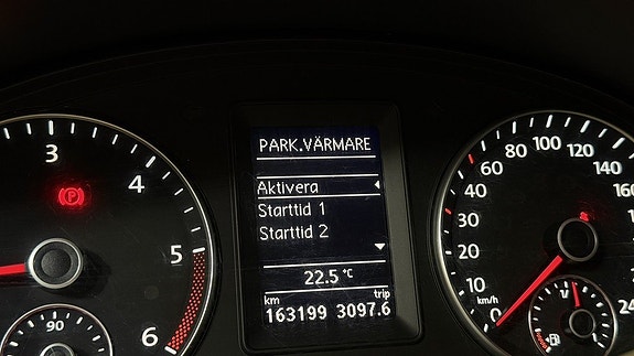 Volkswagen Caddy Maxi 18 of 24