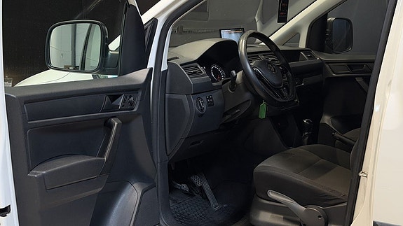 Volkswagen Caddy Maxi 14 of 24